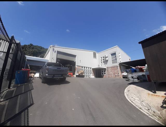 560M² WAREHOUSE TO LET IN WESTMEAD